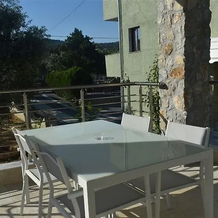 Athina Palace Luxurious Appartments Potos Exterior photo