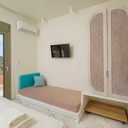 Athina Palace Luxurious Appartments Potos Exterior photo